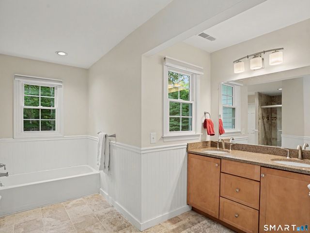 16 Banks Hill Place, Ridgefield, CT 06877
