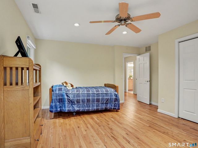 16 Banks Hill Place, Ridgefield, CT 06877