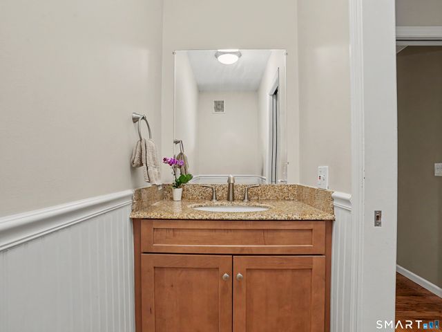 16 Banks Hill Place, Ridgefield, CT 06877