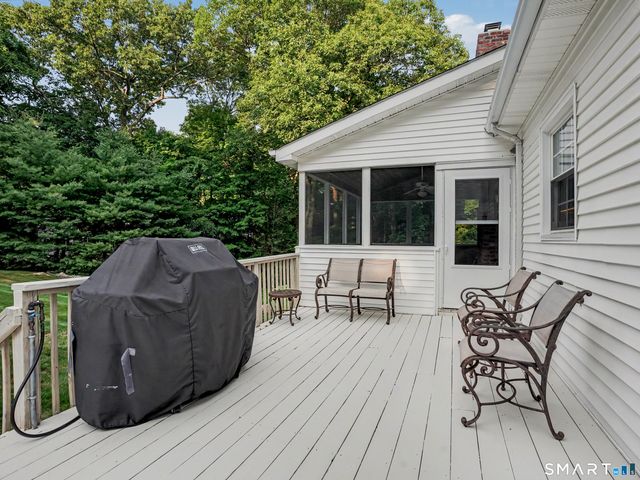 16 Banks Hill Place, Ridgefield, CT 06877