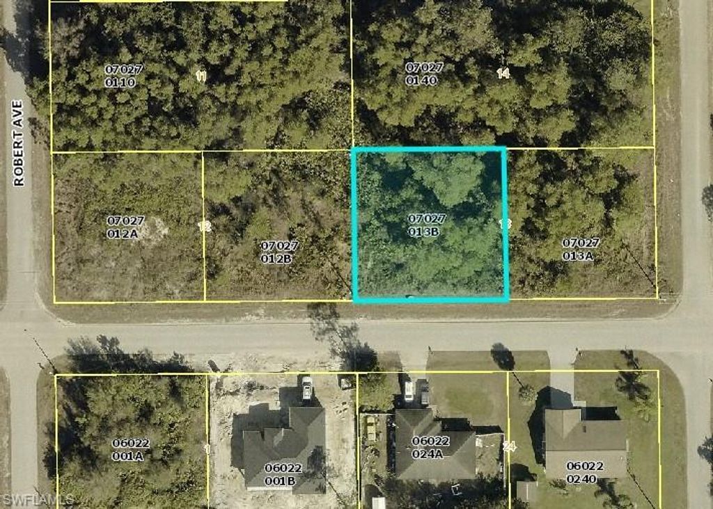 2505 E 10th ST, LEHIGH ACRES, FL 33936 — exterior