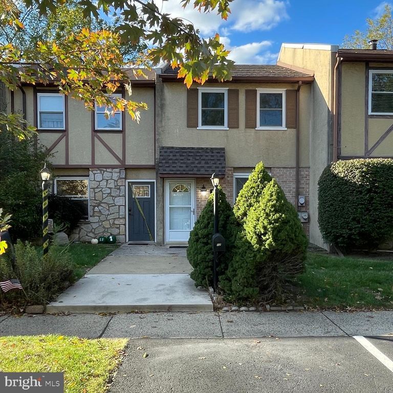 1000 JACKSONVILLE RD #12, Warminster, PA 18974