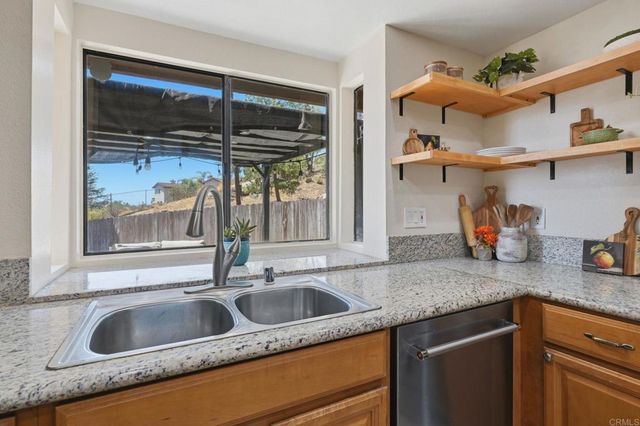 1851 Normandy Glen, Escondido, CA 92027