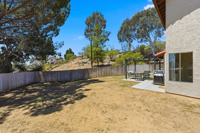 1851 Normandy Glen, Escondido, CA 92027