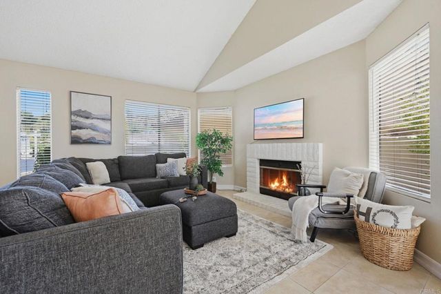 1851 Normandy Glen, Escondido, CA 92027