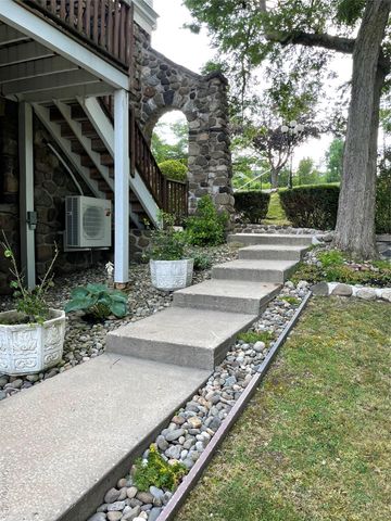 139 S Broadway 8, Nyack, NY 10960