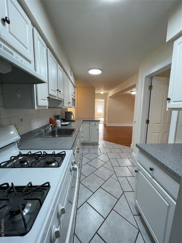 139 S Broadway 8, Nyack, NY 10960