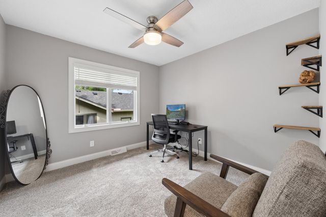 10505 33rd Avenue N, Plymouth, MN 55441