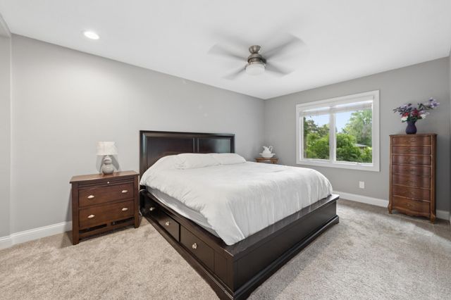 10505 33rd Avenue N, Plymouth, MN 55441