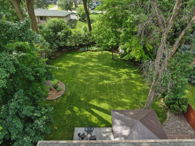 10505 33rd Avenue N, Plymouth, MN 55441