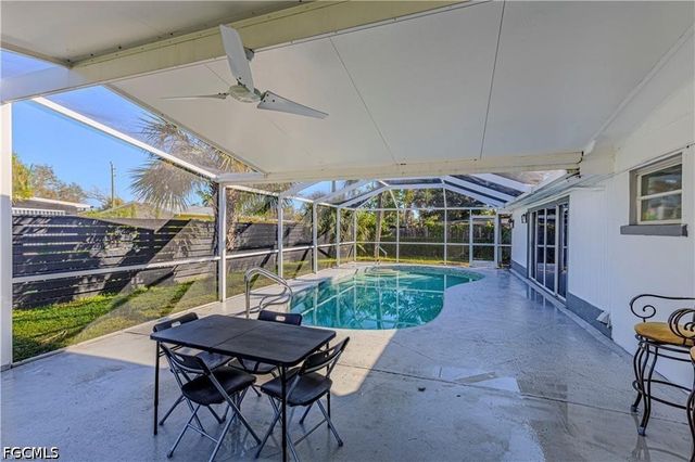 1637 Winkler AVE, Fort Myers, FL 33901