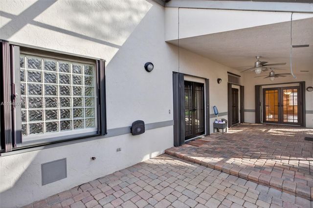 137 E Palm Dr, Margate, FL 33063