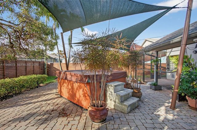 137 E Palm Dr, Margate, FL 33063