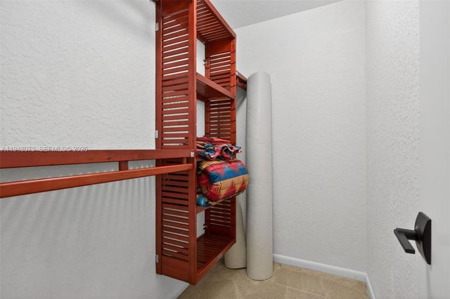 137 E Palm Dr, Margate, FL 33063