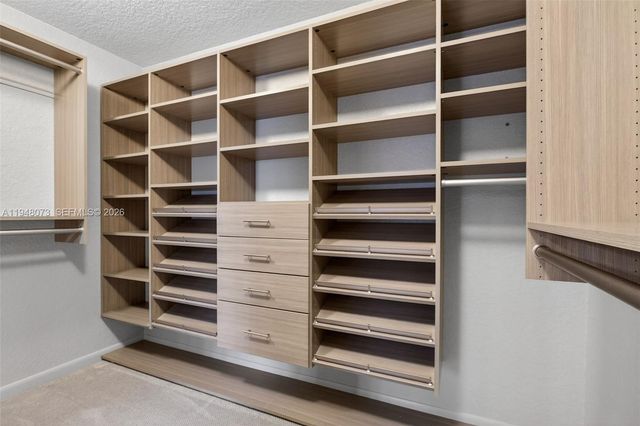 137 E Palm Dr, Margate, FL 33063