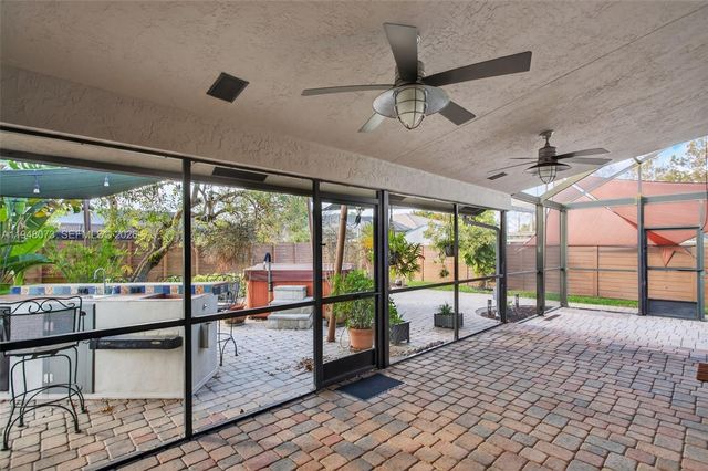 137 E Palm Dr, Margate, FL 33063