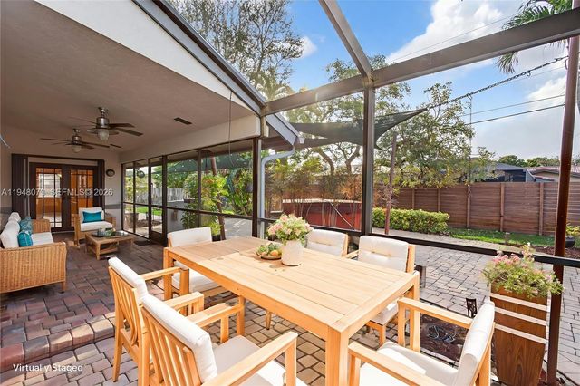 137 E Palm Dr, Margate, FL 33063