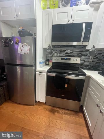 7119 WOODLAND AVE, Philadelphia, PA 19142