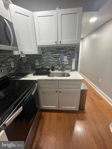 7119 WOODLAND AVE, Philadelphia, PA 19142