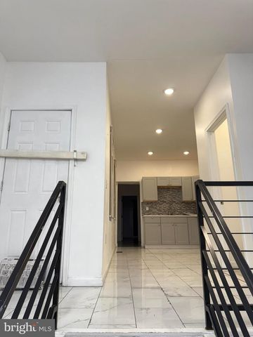 7119 WOODLAND AVE, Philadelphia, PA 19142