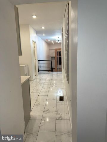 7119 WOODLAND AVE, Philadelphia, PA 19142