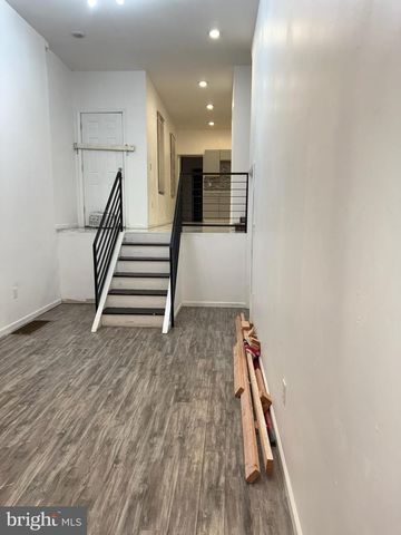 7119 WOODLAND AVE, Philadelphia, PA 19142