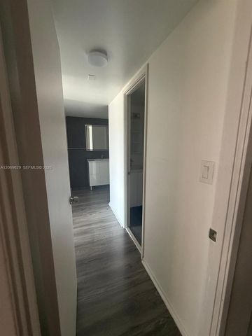 1351 NE Miami Gardens Drive 1113E, Miami, FL 33179