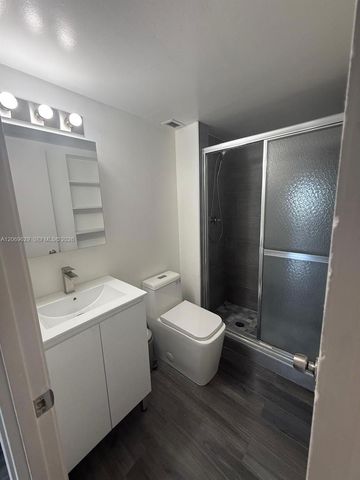 1351 NE Miami Gardens Drive 1113E, Miami, FL 33179