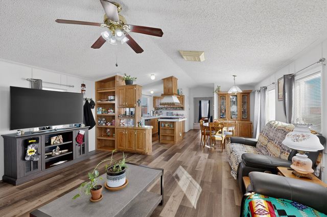 10 Becky Court, Moriarty, NM 87035