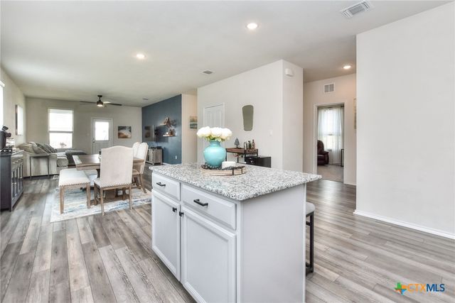105 Bracken Fern Lane, Georgetown, TX 78626