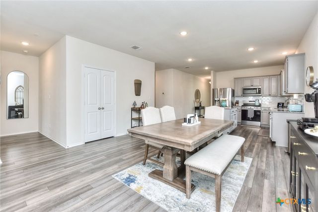 105 Bracken Fern Lane, Georgetown, TX 78626