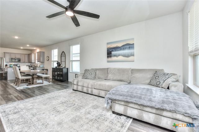 105 Bracken Fern Lane, Georgetown, TX 78626