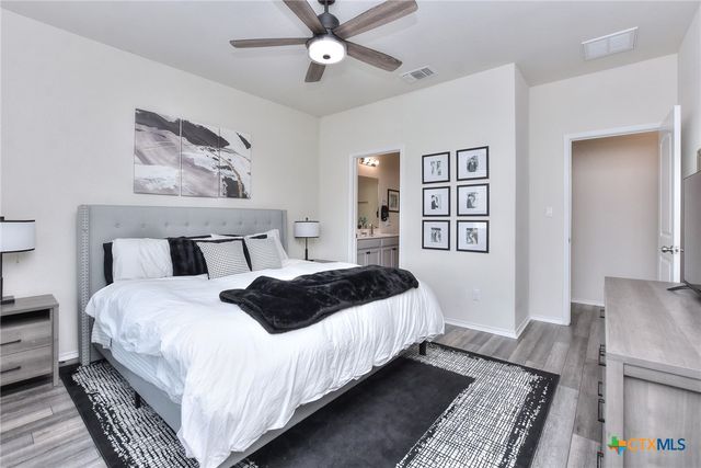 105 Bracken Fern Lane, Georgetown, TX 78626