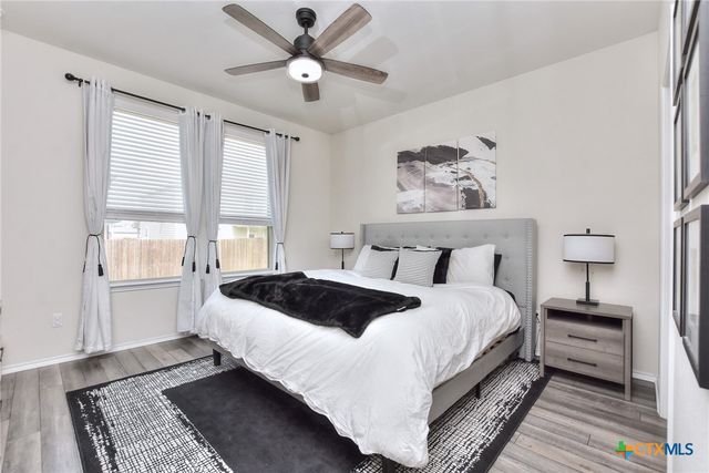 105 Bracken Fern Lane, Georgetown, TX 78626