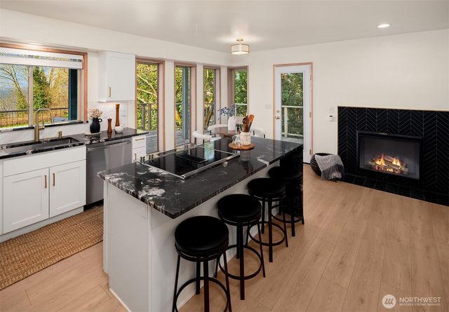 7010 SW Maury Park Road, Vashon, WA 98070