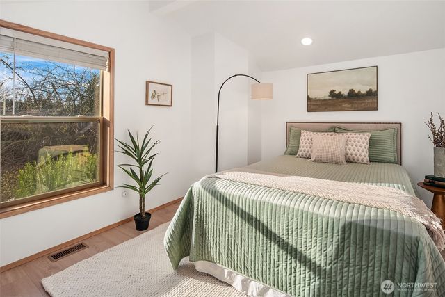 7010 SW Maury Park Road, Vashon, WA 98070