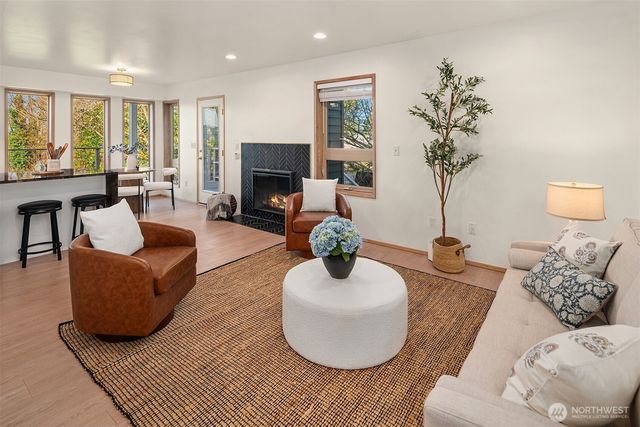 7010 SW Maury Park Road, Vashon, WA 98070