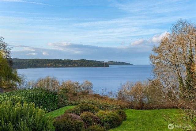 7010 SW Maury Park Road, Vashon, WA 98070