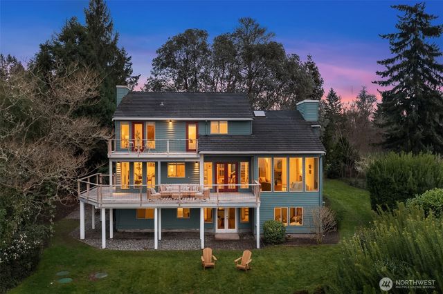 7010 SW Maury Park Road, Vashon, WA 98070