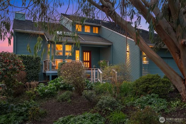 7010 SW Maury Park Road, Vashon, WA 98070