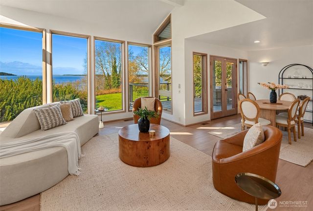 7010 SW Maury Park Road, Vashon, WA 98070