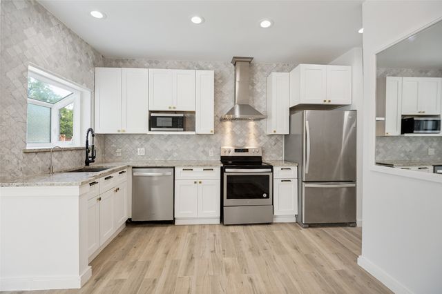 6220 Bentwood Trail 601, Dallas, TX 75252