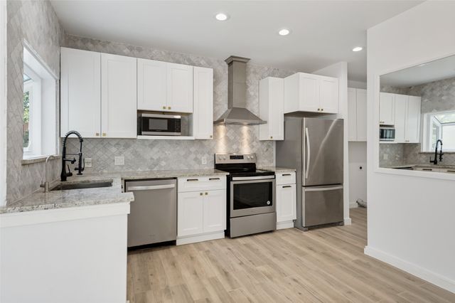 6220 Bentwood Trail 601, Dallas, TX 75252