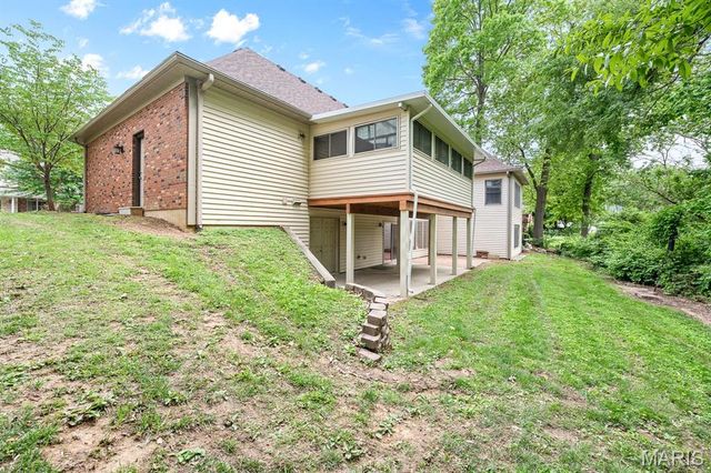 1005 Timberlake Drive, Edwardsville, IL 62025