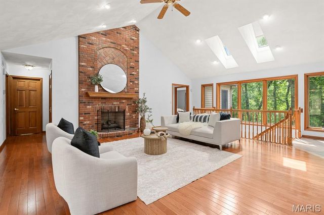 1005 Timberlake Drive, Edwardsville, IL 62025