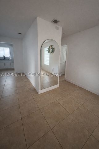 17831 NW 84th Ct, Miami, FL 33015