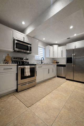 17831 NW 84th Ct, Miami, FL 33015
