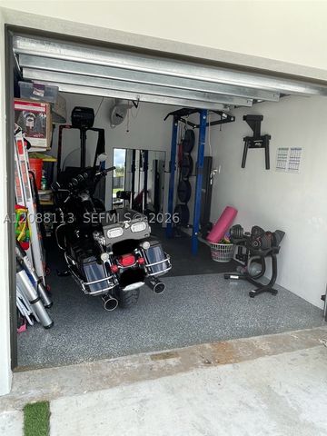 17831 NW 84th Ct, Miami, FL 33015