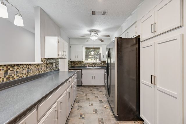 7100 Lowery Lane, North Richland Hills, TX 76182