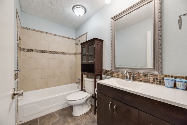 7100 Lowery Lane, North Richland Hills, TX 76182